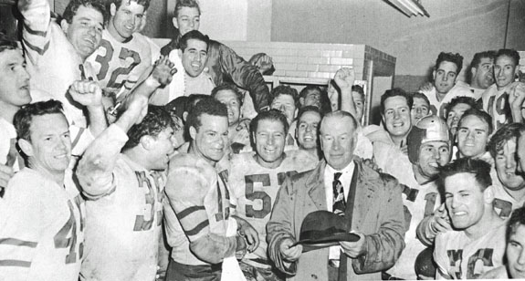 1948 NFL Champion Eagles exult
